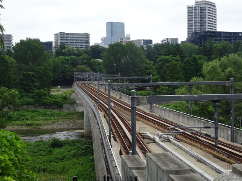 地上を走る仙台市地下鉄