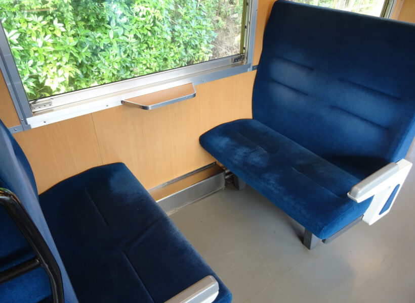 いすみ鉄道のボックスシート席