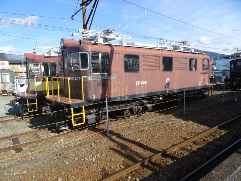 岳南富士岡駅に留置されている機関車