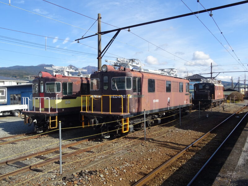 岳南富士岡駅に留置されている機関車