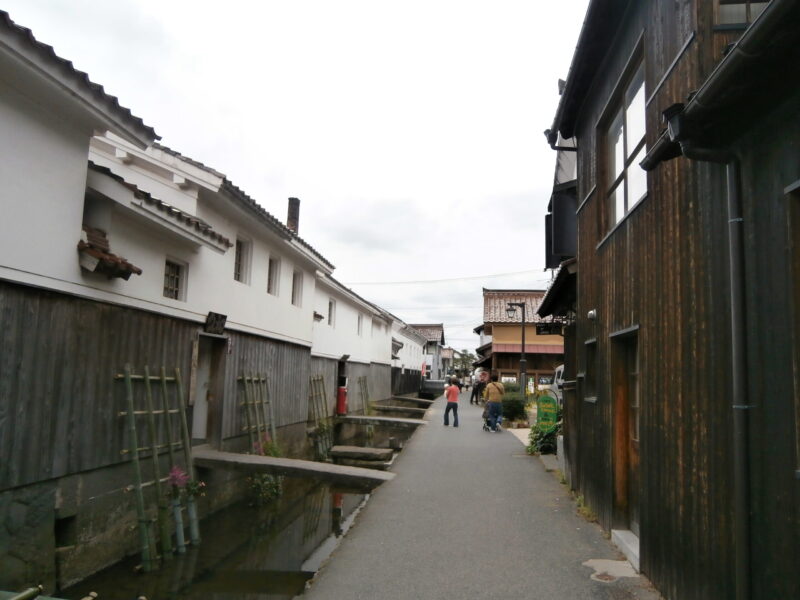 打吹城跡周辺の町並み