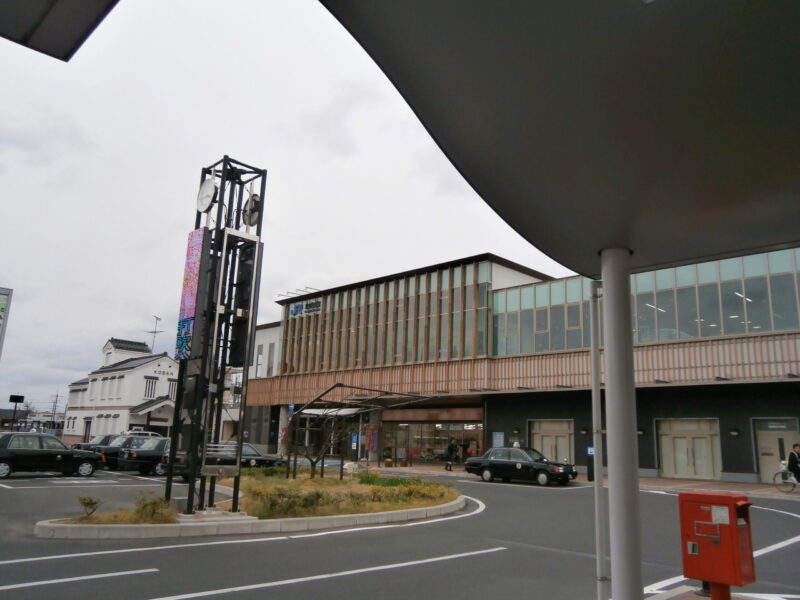 山陰本線の倉吉駅駅舎