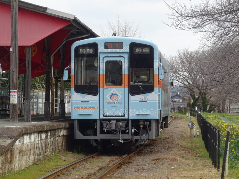 ゆるキャン△ラッピング列車