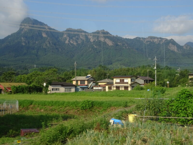 信越本線から見える妙義山