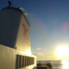 フェリーそれいゆの甲板から夕日を見る