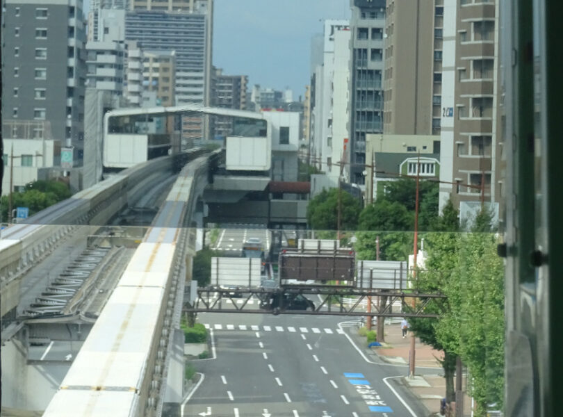 北九州モノレールから見える道路