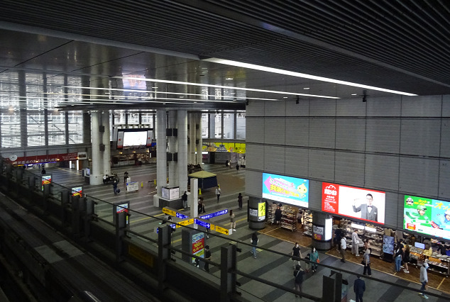 小倉駅の駅舎内