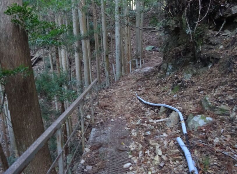 小和田駅は県境が３つある