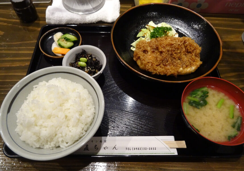 チキン南蛮直ちゃんのチキン南蛮定食