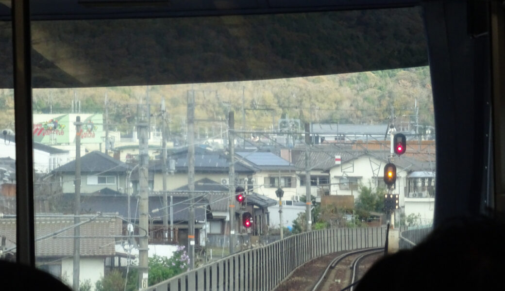 上郡駅で山陽本線と智頭急行線が合流