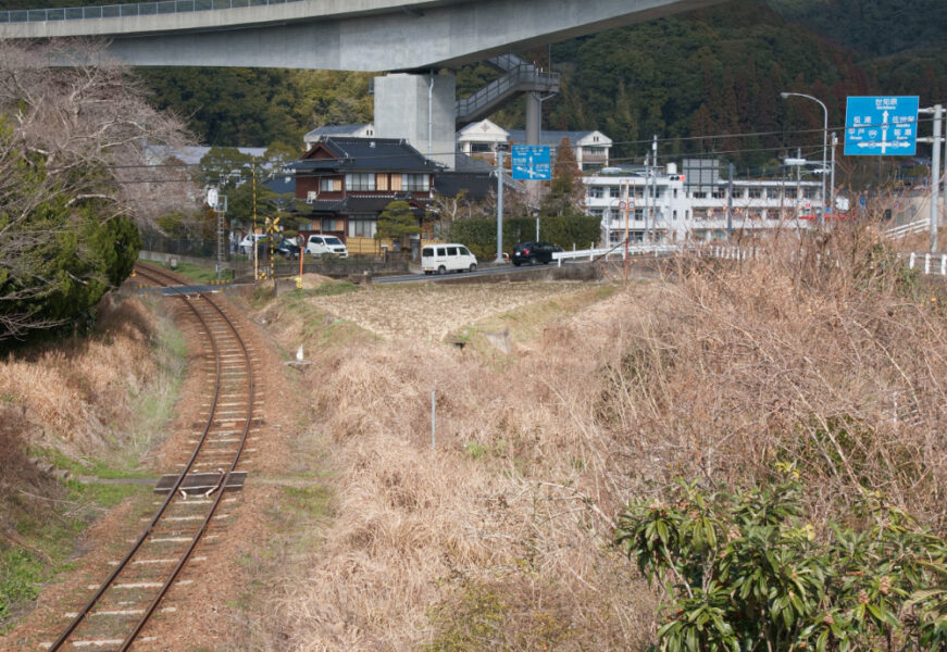 松浦鉄道・西九州線と国鉄世知原線が分岐していた場所