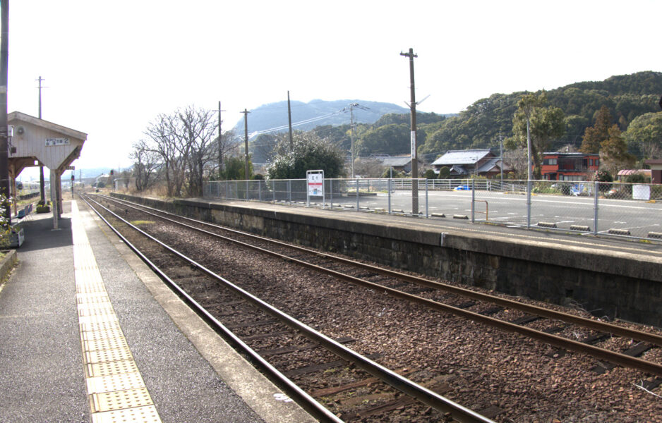 佐々駅の駐車場