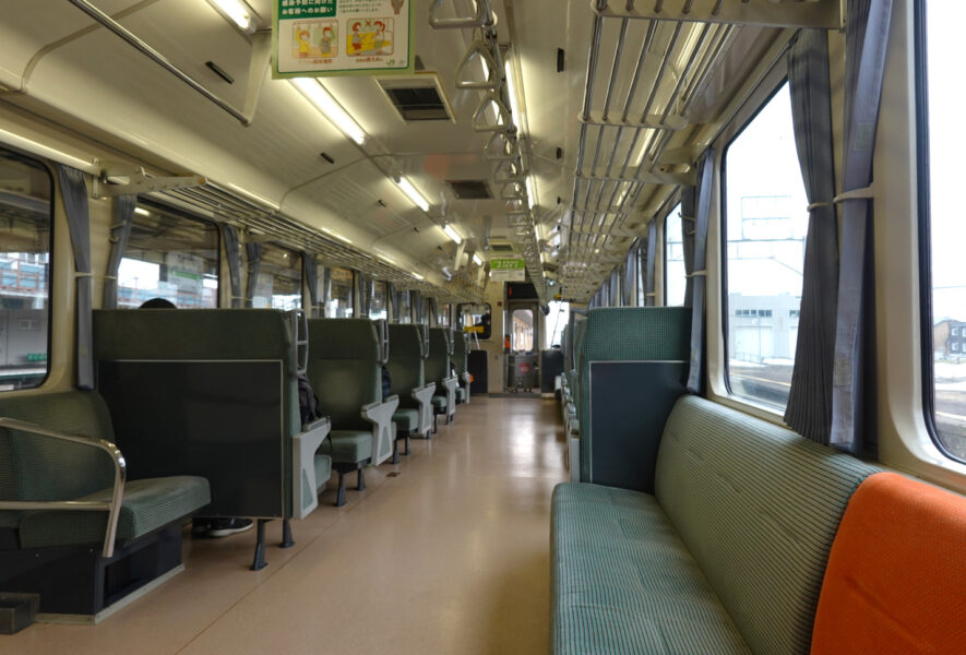 深川駅で留萌本線の普通列車に乗車