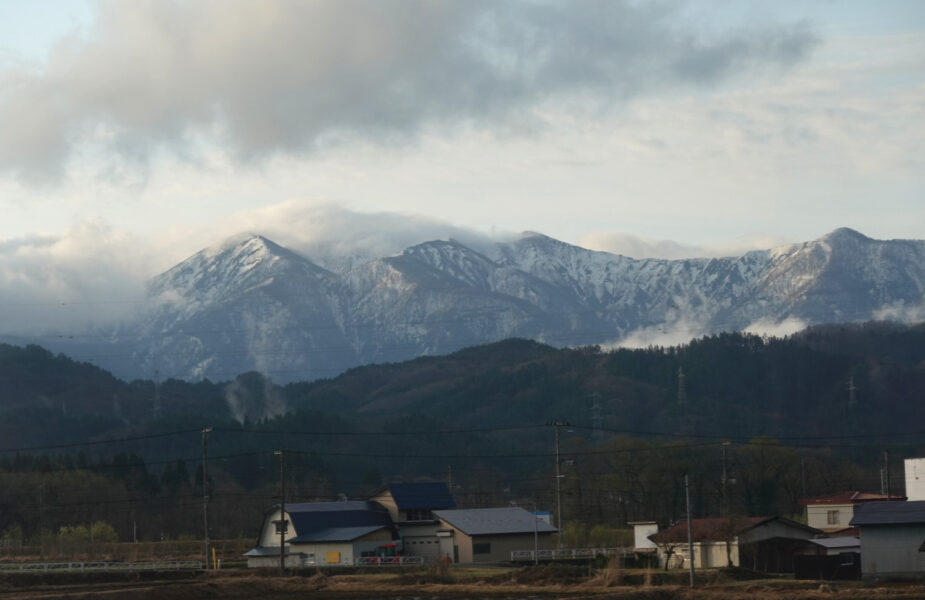 田沢湖駅出発後に見える景色