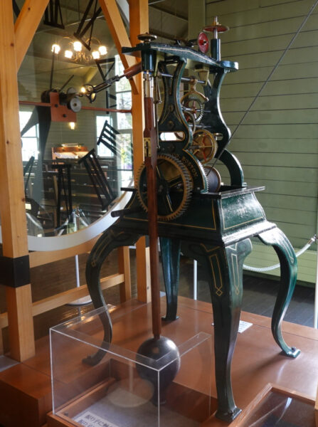 札幌市時計台で１９２８年から動いているハワード製の時計（振り子）