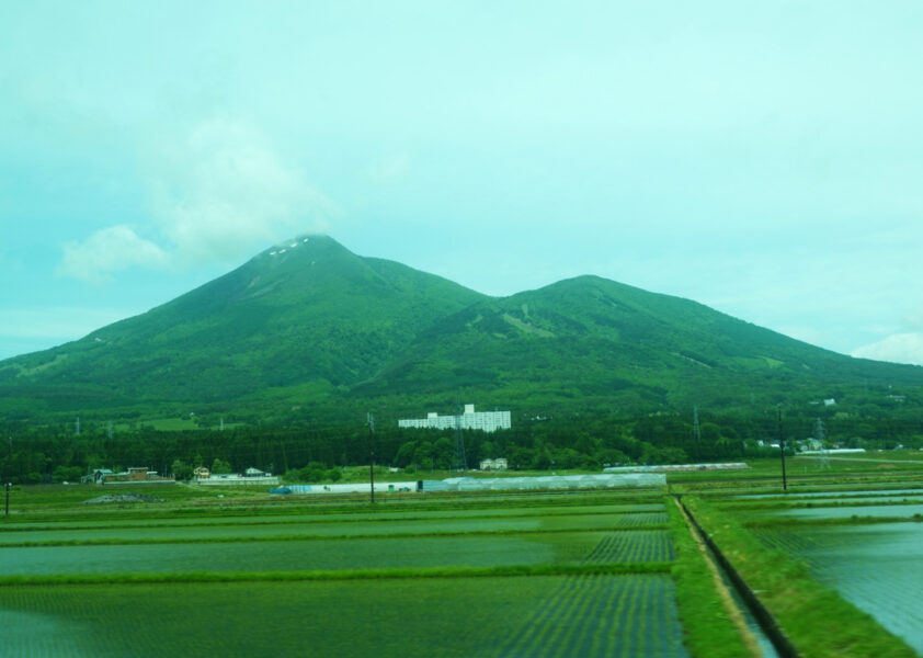 快速あいづ１号から磐梯山