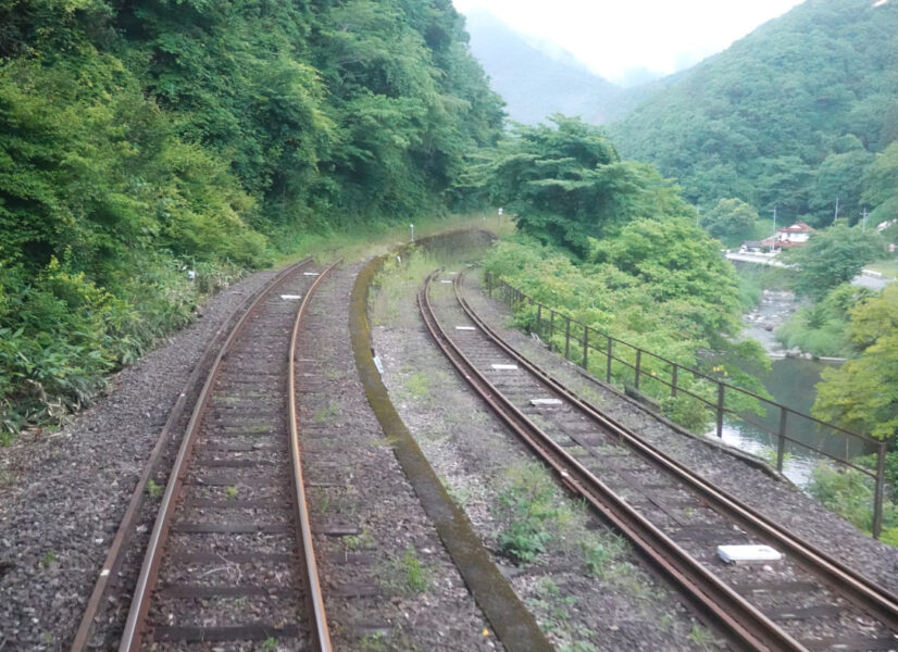 備後落合駅到着手前で木次線と合流