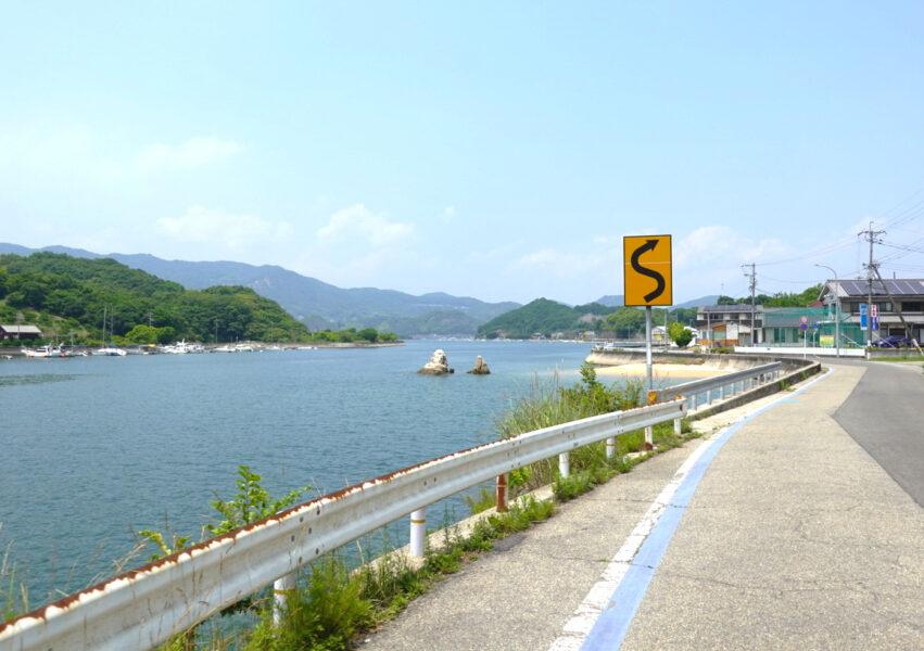 向島大橋を過ぎると尾道が近くなる