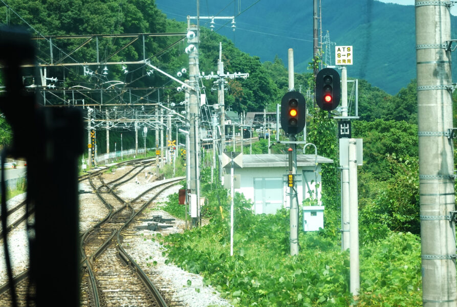 姨捨駅スイッチバック