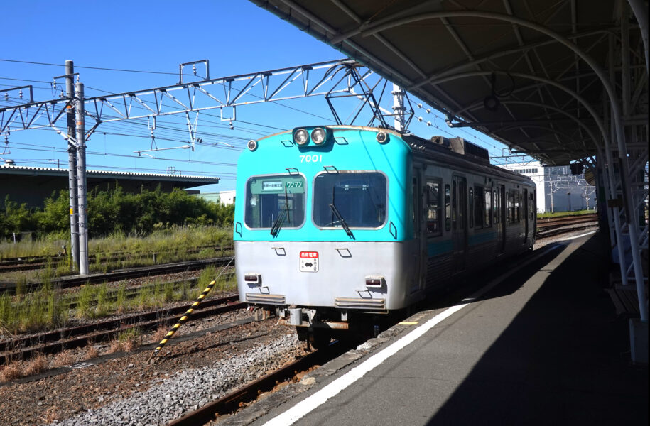 岳南電車７０００形（吉原駅）