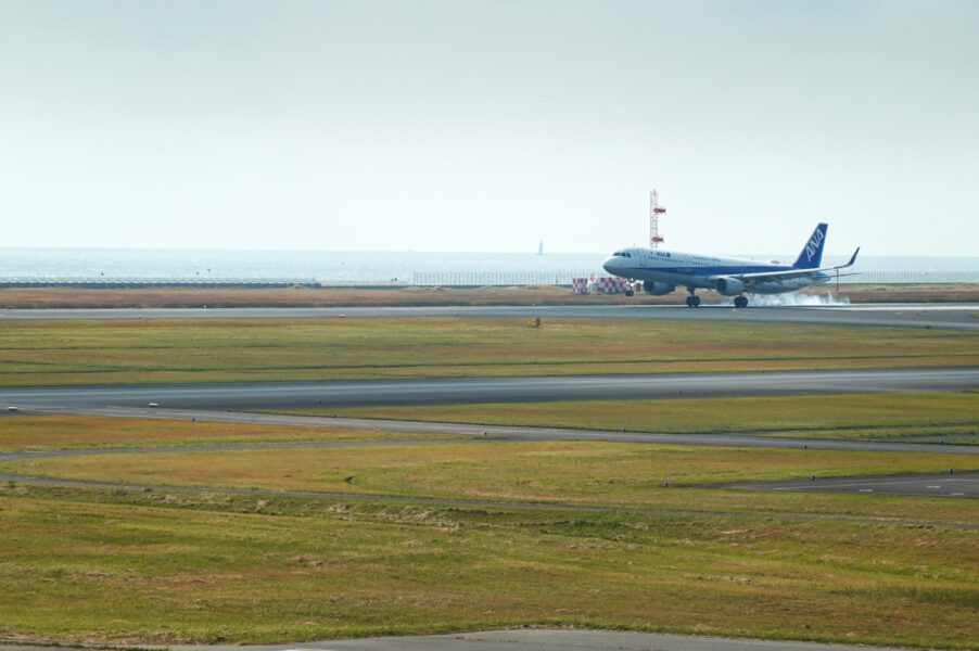 ＡＮＡ６９３便 LANDING（山口宇部空港）