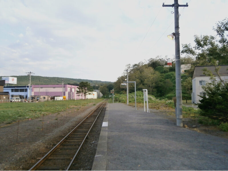 ２０１６年の増毛駅ホーム