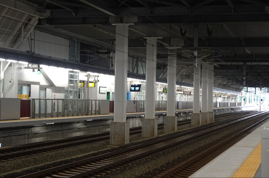 奥津軽いまべつ駅・新幹線ホーム（函館方面）