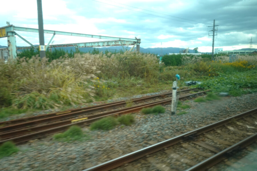 余目駅・陸羽西線（特急いなほ１号）