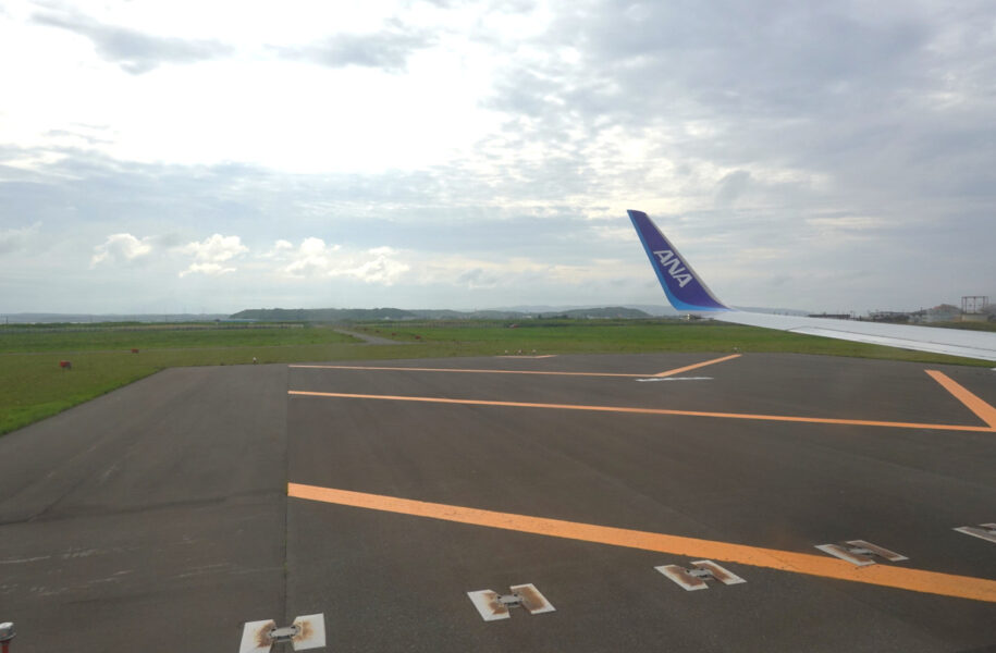 WKJ・RUNWAY08（ANA574)