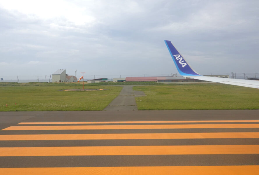 WKJ・RUNWAY08（ANA574)