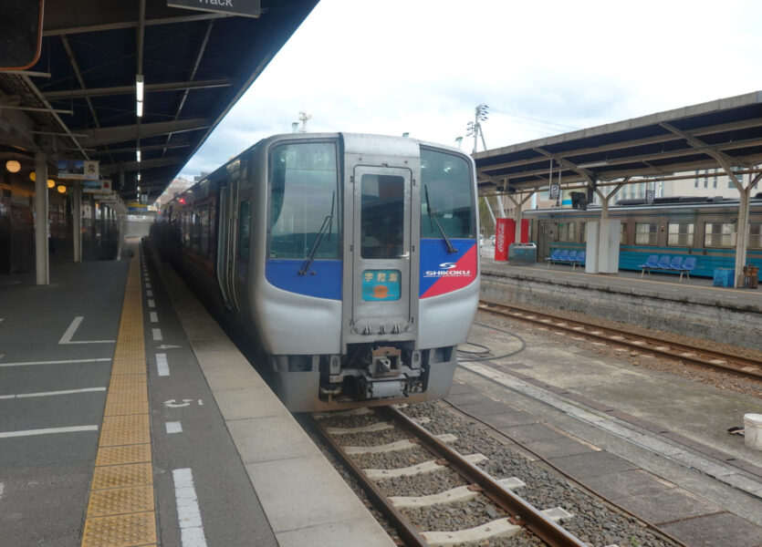 特急宇和海１８号（宇和島駅）