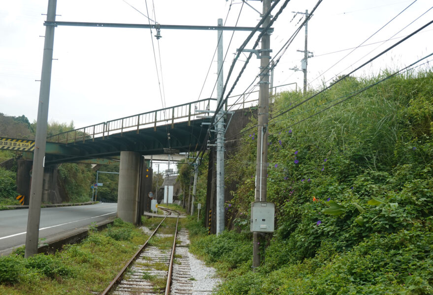 とさでん伊野線とＪＲ予讃線の交差地点