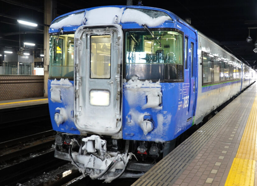 キハ１８３系・１号車（札幌駅）