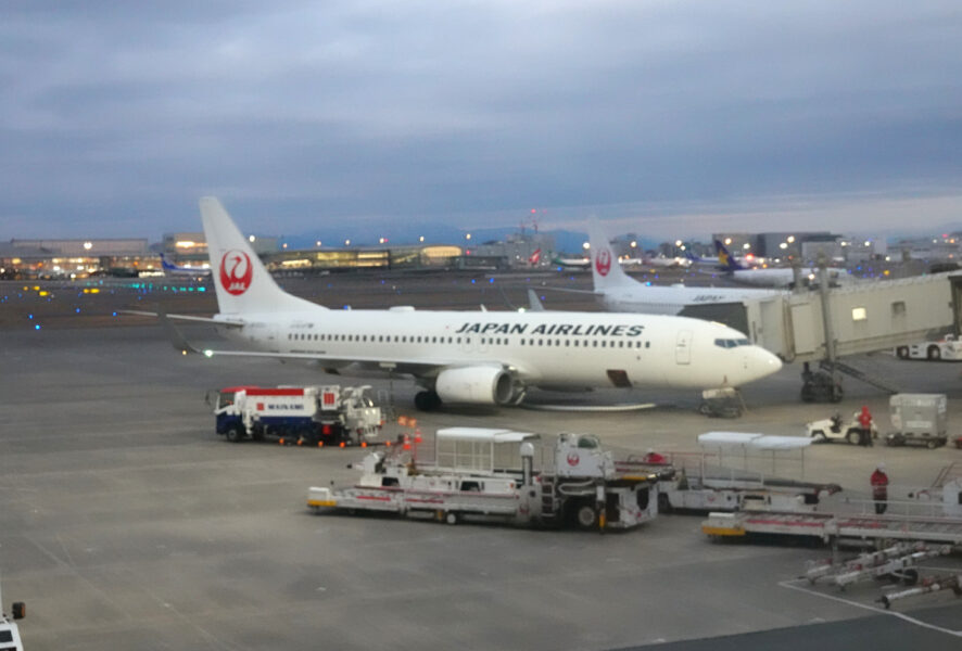 JAL-738-羽田空港第１ターミナル