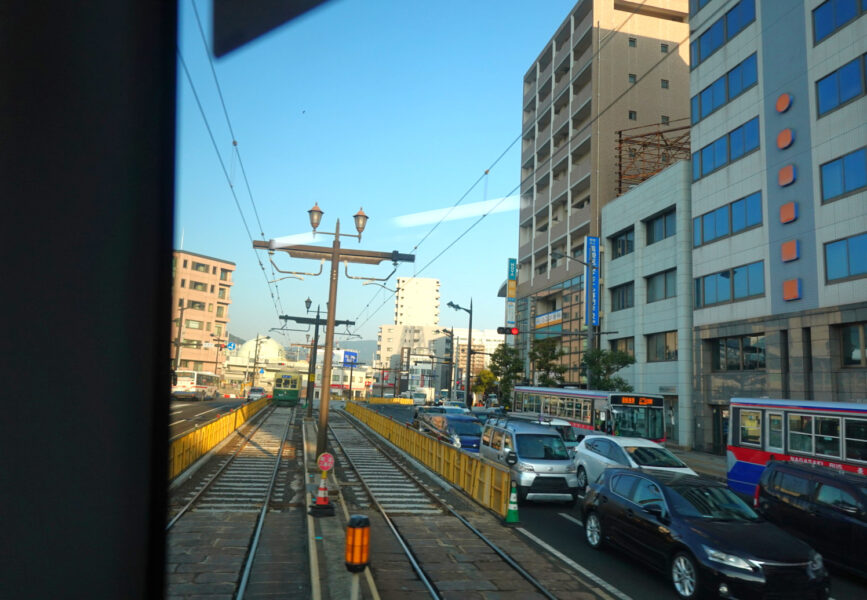 九州急行バス「九州号」からの景色（長崎駅前）