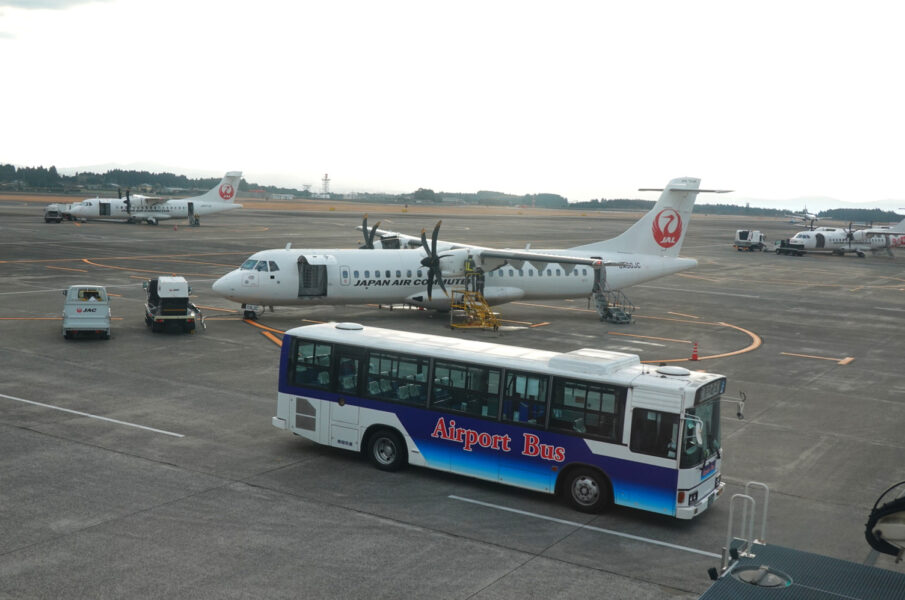 鹿児島空港（ＡＴＲ４２）