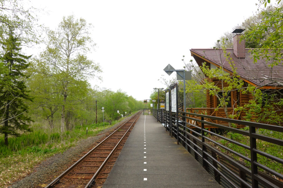 釧路湿原駅ホーム（網走方面）