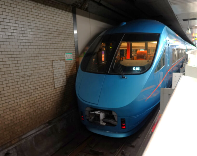 ＭＳＥメトロはこね２１号（北千住駅）