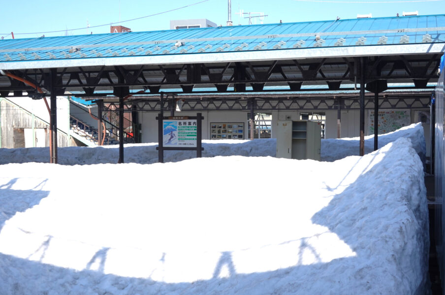 壊される前の倶知安駅・旧ホーム