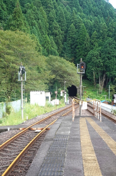 樽見駅ホーム（大垣方）