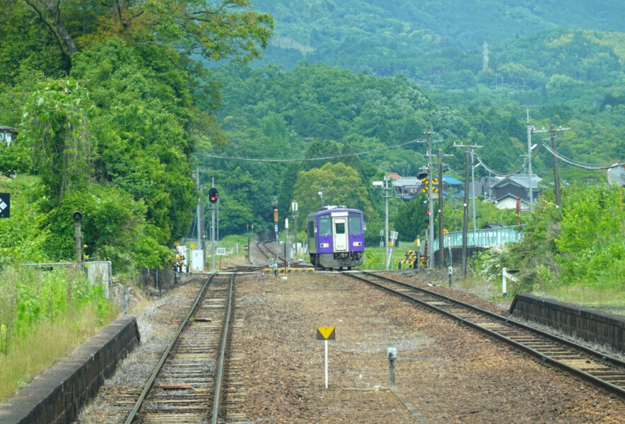 関西本線（島ヶ原駅）