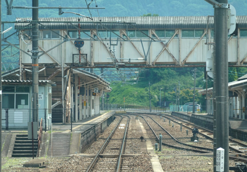 関西本線（柘植駅）