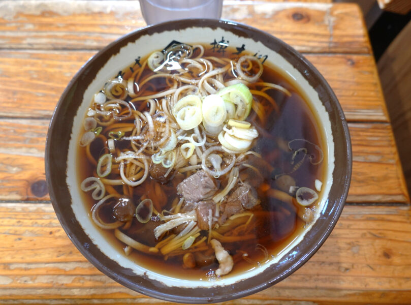 駅そば屋（榑木川）信濃大町駅・鹿肉