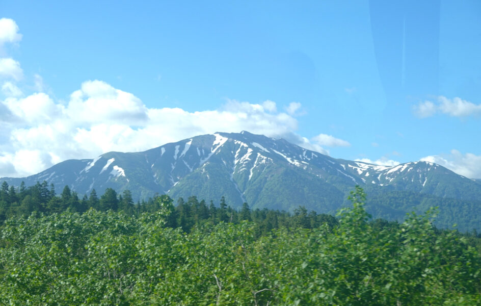 立山黒部アルペンルート（室堂行きバス）・薬師岳