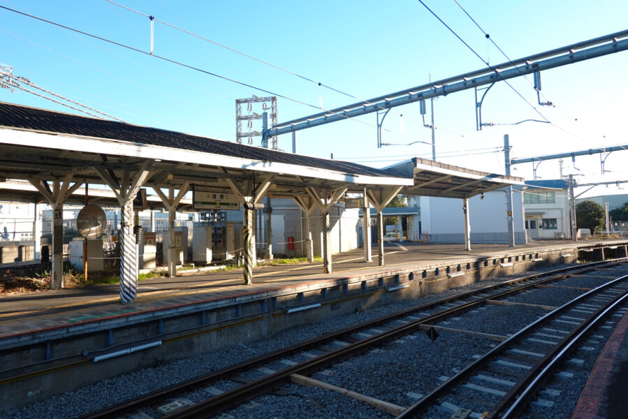 浅野駅ホーム