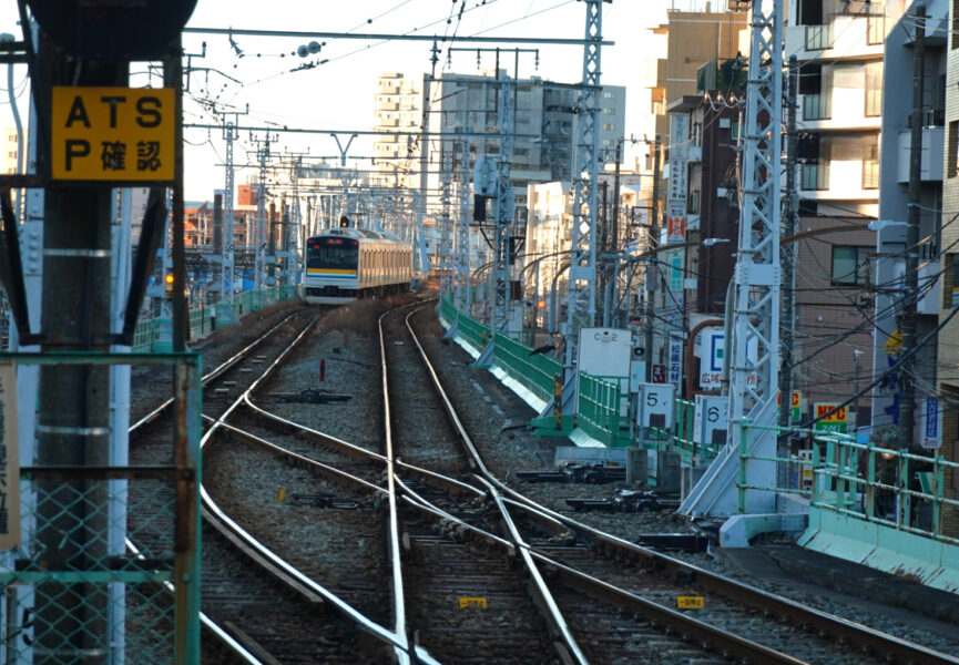 鶴見線（鶴見駅鶴見線ホームから）