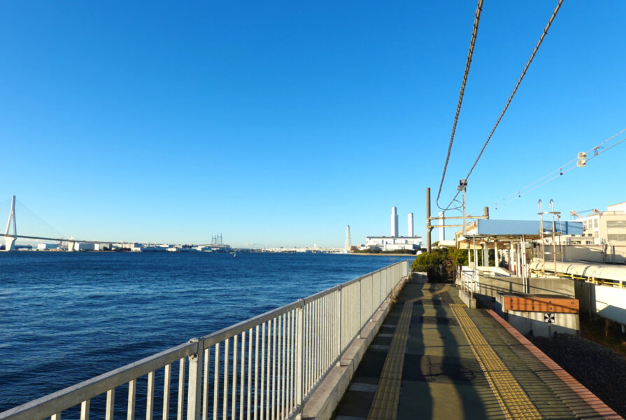 海芝浦駅ホーム