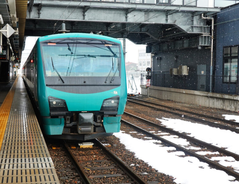 リゾートしらかみ１号（弘前駅）