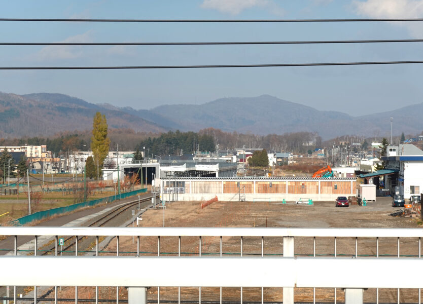 駅近くの橋から倶知安駅