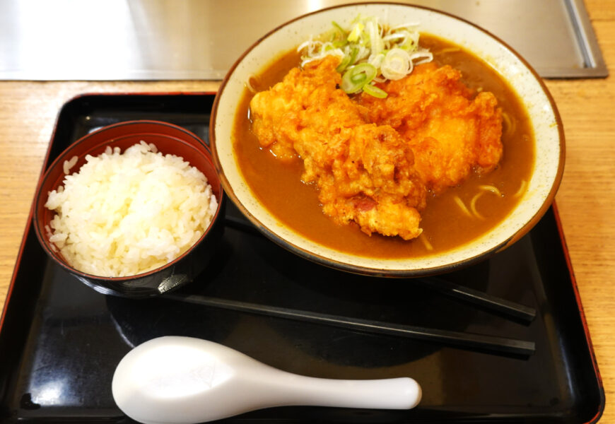 鶏唐揚げカレー南蛮そば（仙台駅）